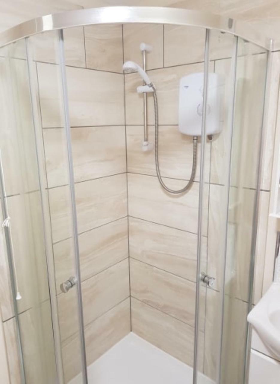بريج Woolpack Hotel المظهر الخارجي الصورة